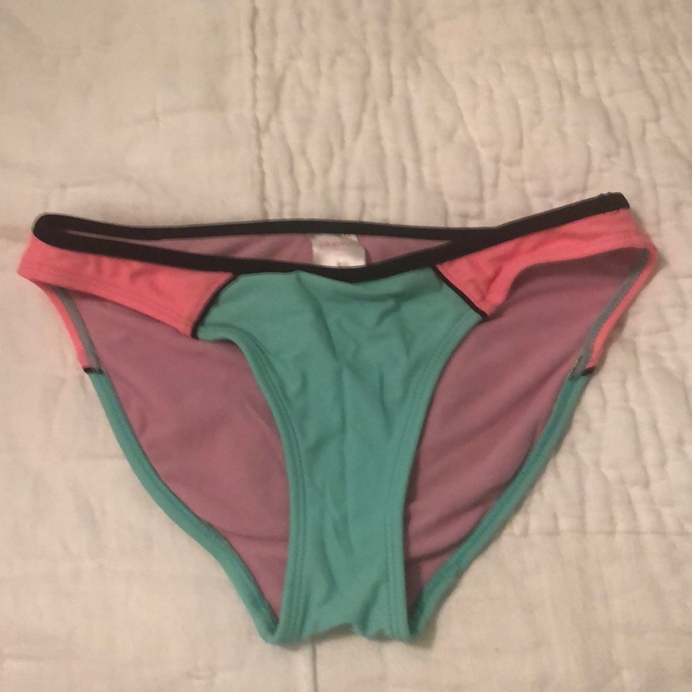 Fake triangl bikini bottoms